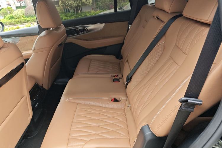 Used GAC Trumpchi GS8 2024 Dual-Motor Series 2.0TM Two-Wheel Drive Premium Edition