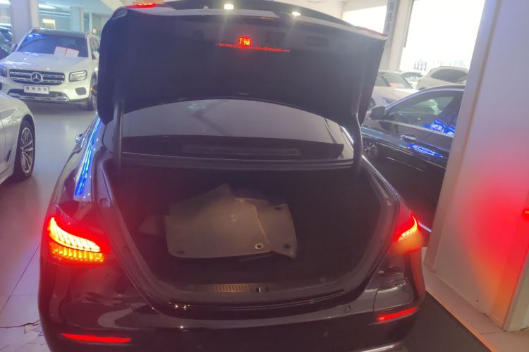 Used Mercedes-Benz E-Class New Energy 2022 Restyled E 350 e L Plug-in Hybrid Sedan