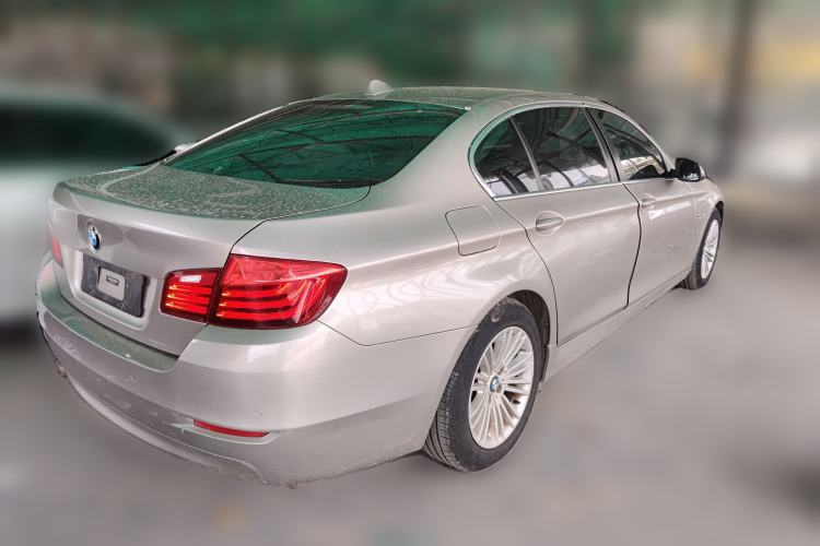 Used BMW 5 Series 2014 525Li Leading Model
