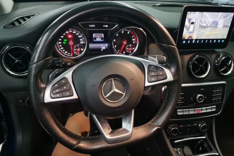 Used Mercedes-Benz GLA 2019 GLA 200 Fashion Model

