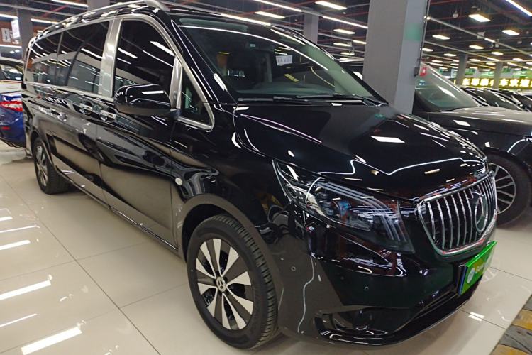 Used Mercedes-Benz Vito 2023 2.0T Elite Version 7 Seats Exterior 1