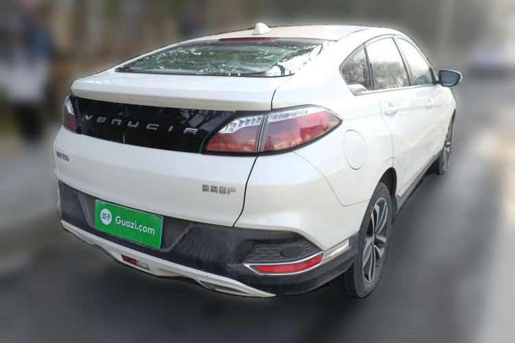 Used Venucia T90 2017 2.0L Manual Fashion Edition Rear Right 45 Deg