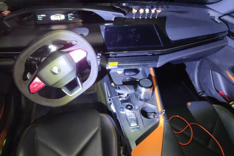 Used CHANGAN UNI-V 2022 1.5T Prestige Version