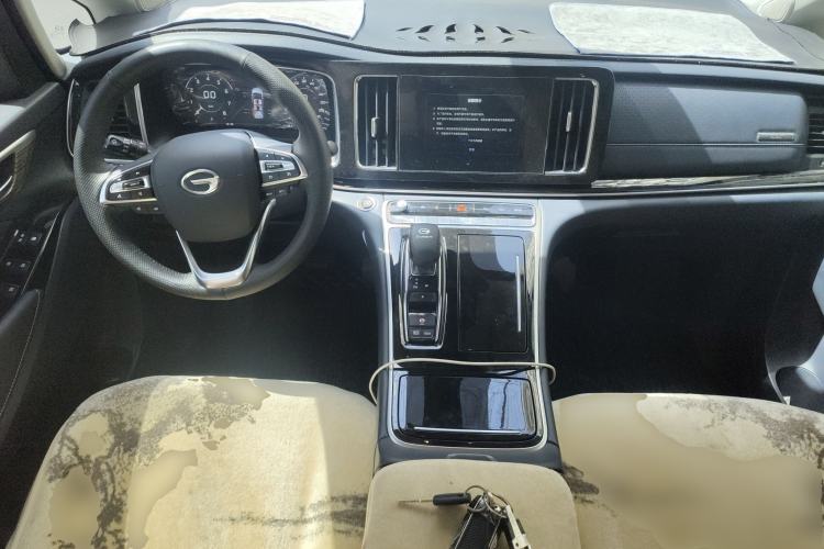 Used GAC Trumpchi M8 2023 Lingxiu Series 390T Prestige Edition Center Console