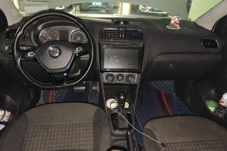 Used Volkswagen Polo 2016 1.6L Automatic Comfort Model