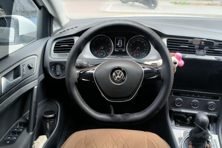 Used Volkswagen Golf 2014 1.4TSI Automatic Comfort Model
