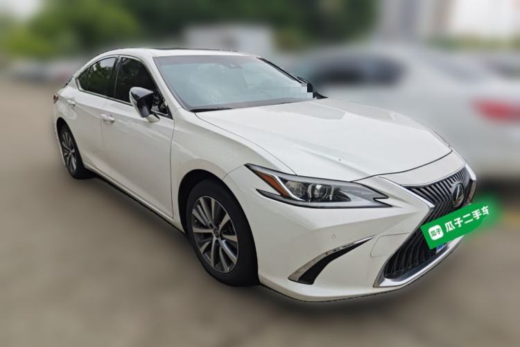 Used Lexus ES 2020 200 Excellence Edition

