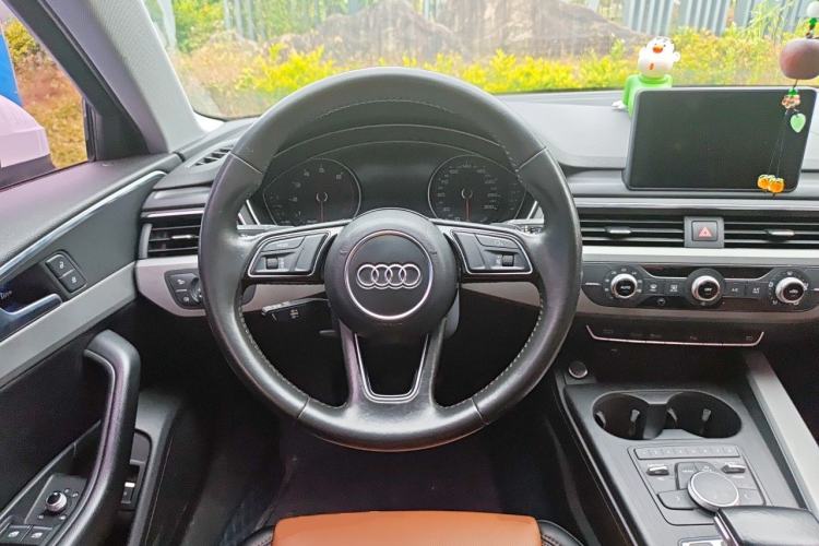 Used Audi A4L 2018 30th Anniversary Edition 40 TFSI Trendy Model
