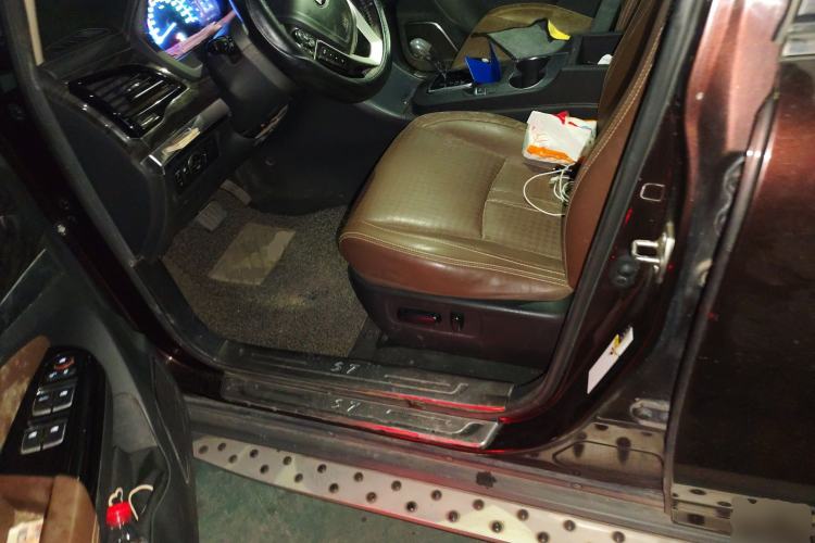 Used BYD S7 2016 2.0T Automatic Prestige Plus Left Front Seat