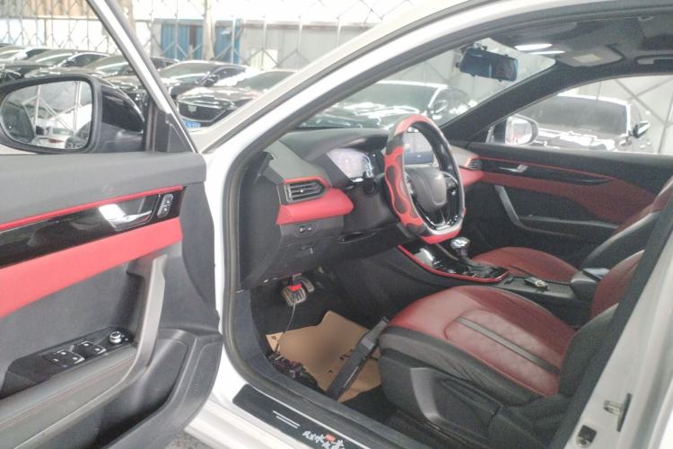 Used Dongfeng Aeolus Yixuan 2021 230T Automatic Zuiying Knight Edition Driver Seat