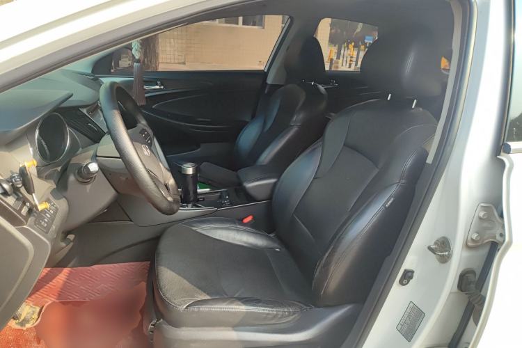 Used Hyundai Sonata 2013 2.4L Automatic Leading Edition China IV Standard
