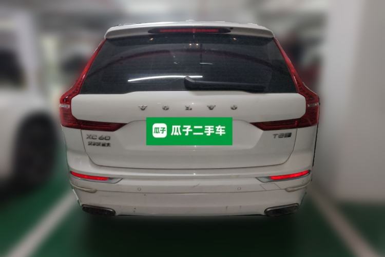 Used Volvo XC60 New Energy 2018 T8 eDrive Hybrid Prestige Luxury Edition
