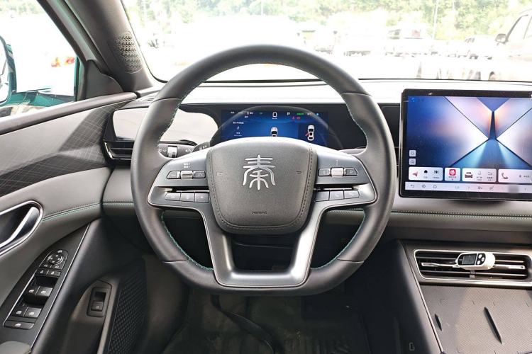 Used BYD Qin L 2025 EV 545KM Beyond Version Steering Wheel