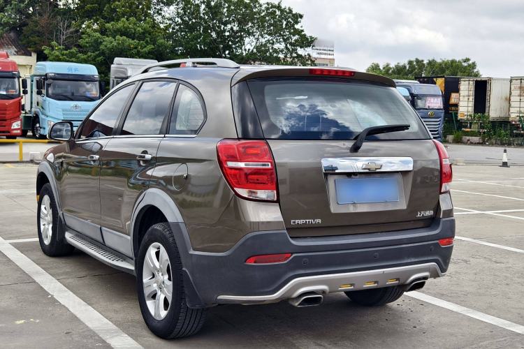 Used Chevrolet Captiva 2015 2.4L Two-Wheel Drive Urban Version 7 Seats