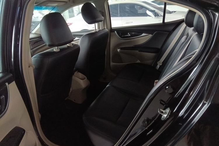 Used Honda Crider 2015 1.8L automatic comfort version