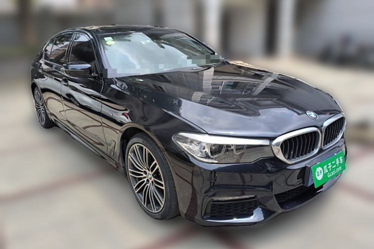 Used BMW 5 Series 2018 Restyled 530Li Leading Edition M Sport Package Front Right 45 Deg