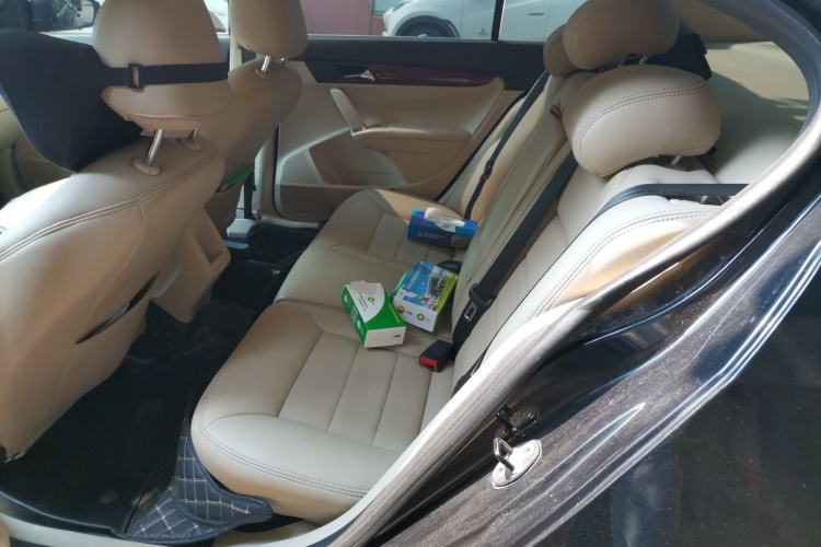 Used Volkswagen Lavida 2014 1.6L Automatic Sport Edition Left Rear Seat