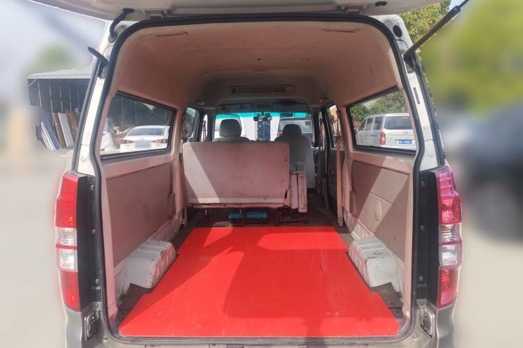 Used Jinbei New Hiace X30L 2016 1.5L Wealth Edition DLCG14 Trunk