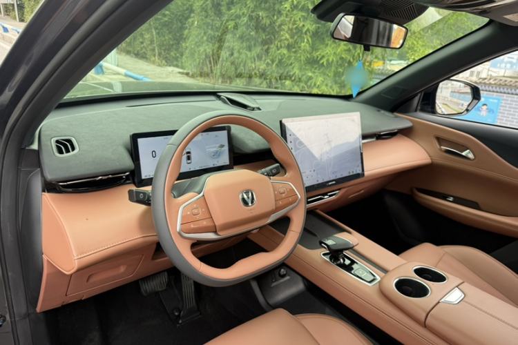 Used CHANGAN UNI-Z New Energy 2024 Blue Whale Smart Electric iDD 125km Leading Model Interior 7