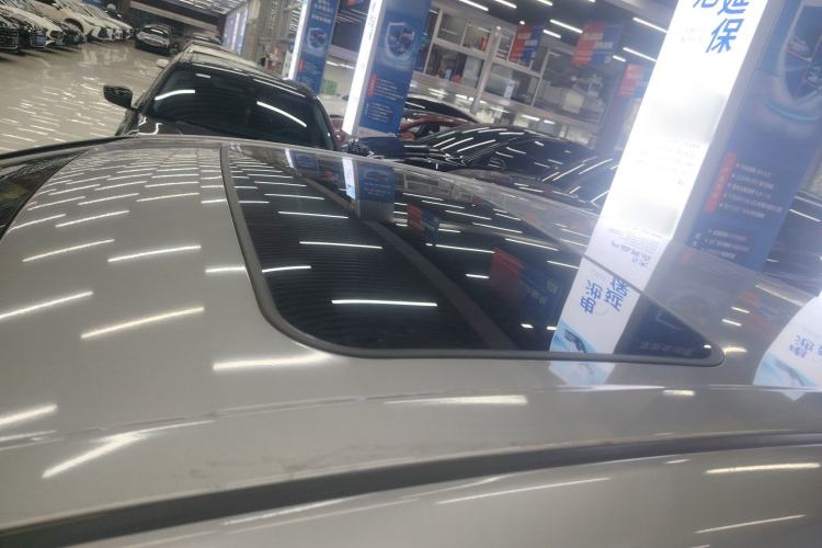 Used Toyota Avalon 2019 2.5L Ambition Version China VI Standard Roof