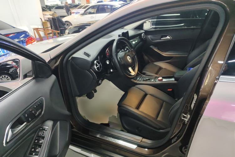 Used Mercedes-Benz GLA 2016 GLA 220 4MATIC Fashion Edition Driver Seat