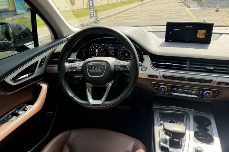 Used Audi Q7 New Energy 2019 55 e-tron
