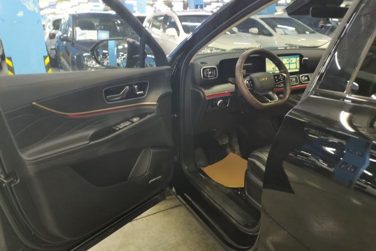 Used Chery Tiggo 9 2023 2.0T Automatic Two-Wheel Drive Luxury Edition 5 Seats
