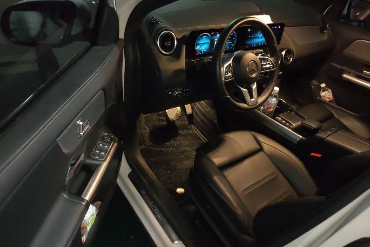 Used Mercedes-Benz GLA 2020 GLA 180 Driver Seat