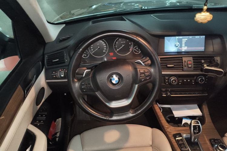 Used BMW X3 2011 xDrive35i Luxury Model