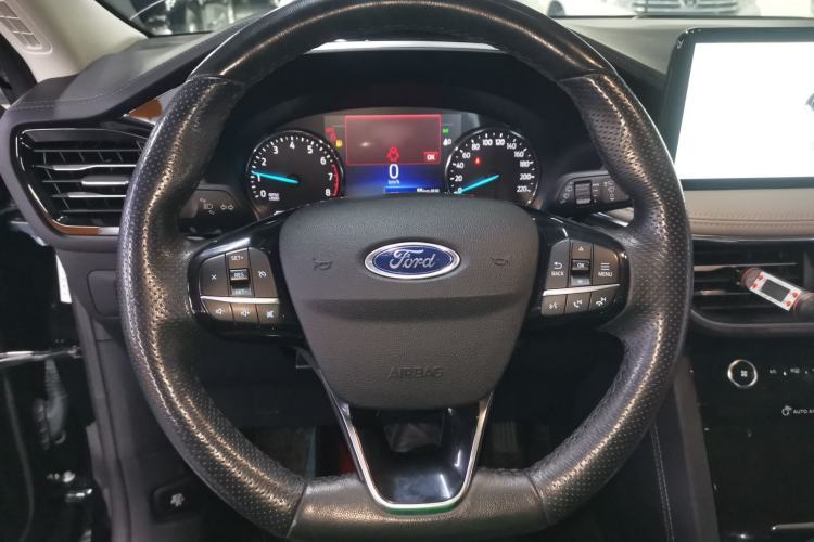 Used Ford Escape 2020 EcoBoost 245 Four-Wheel Drive Titanium Edition Steering Wheel
