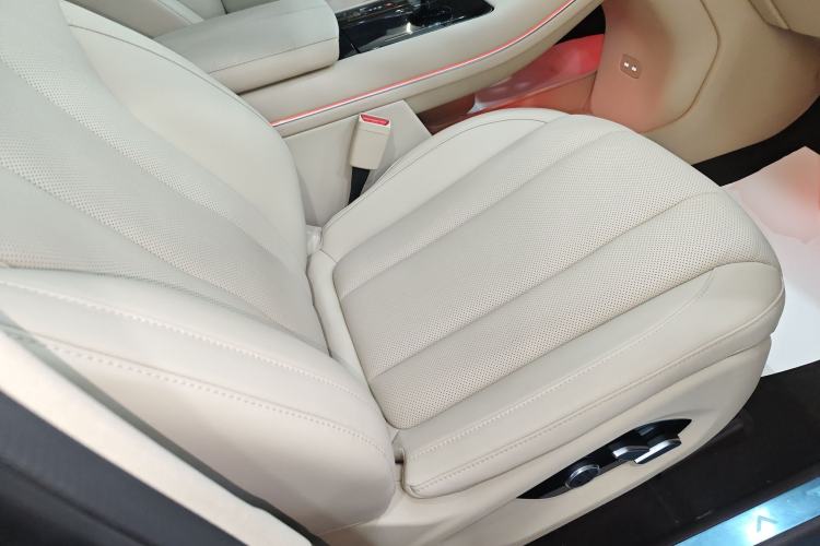 Used Hima AITO M7 2024 1.5T Rear-Drive Plus Version 6 Seats