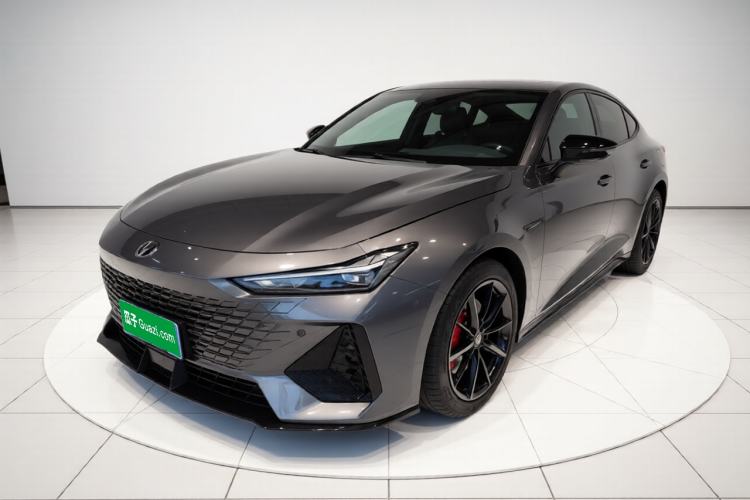 Used Changan UNI-V 2022 1.5T Prestige Version