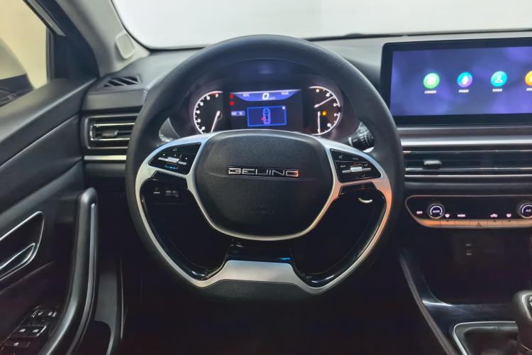 Used BAIC Beijing U7 2019 1.5T Manual Elite Version China VI
