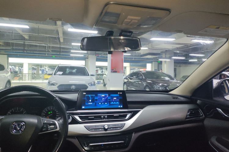 Used CHANGAN Raeton CC 2018 1.5T Automatic Haoya Model Guangmang Edition China V Standard
