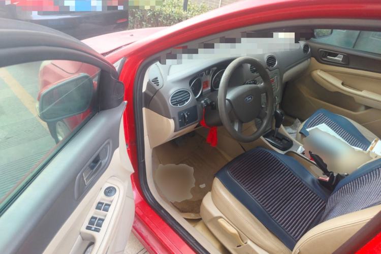 Used Ford Focus 2011 Hatchback 1.8L Automatic Fashion Edition
