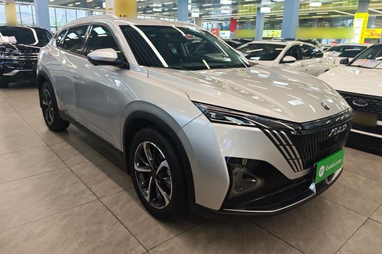 Used Dongfeng Aeolus Mage 2023 DH-i 1.5T Luxury Edition Front Right 45 Deg