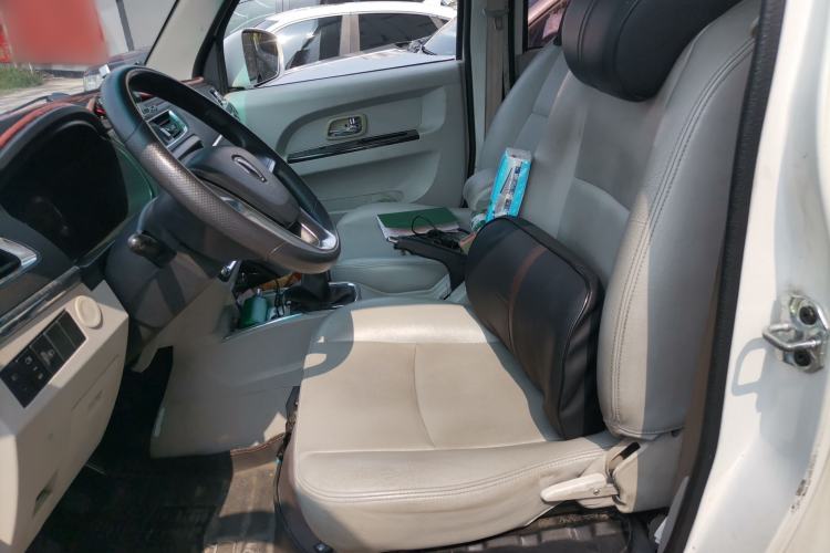 Used Jinbei New Hiace X30L 2018 1.5L Box Truck Business Edition DLCG14