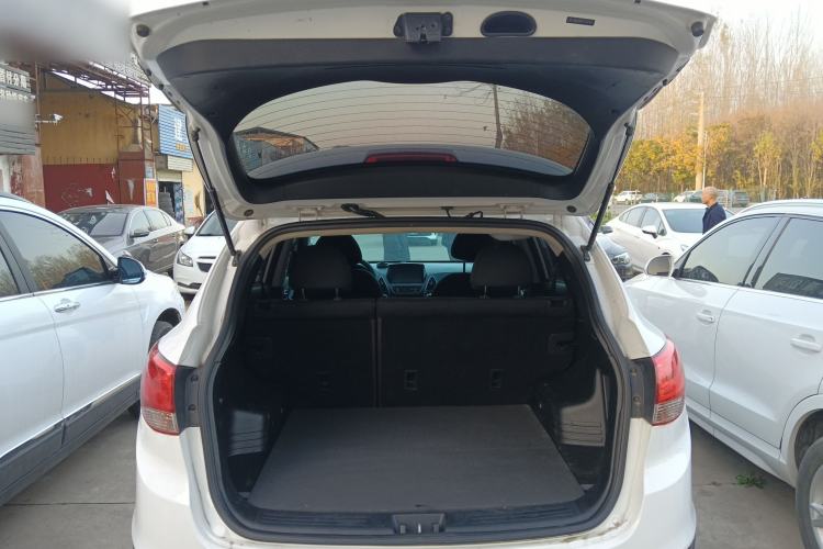 Used Hyundai ix35 2015 2.0L Automatic 2WD Comfort Edition China V Standard
