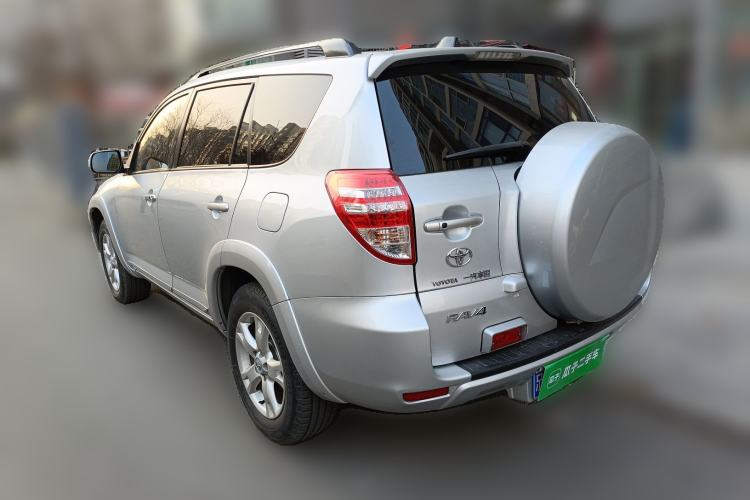 Used Toyota RAV4 2011 2.4L Automatic 4x4 Supreme Edition