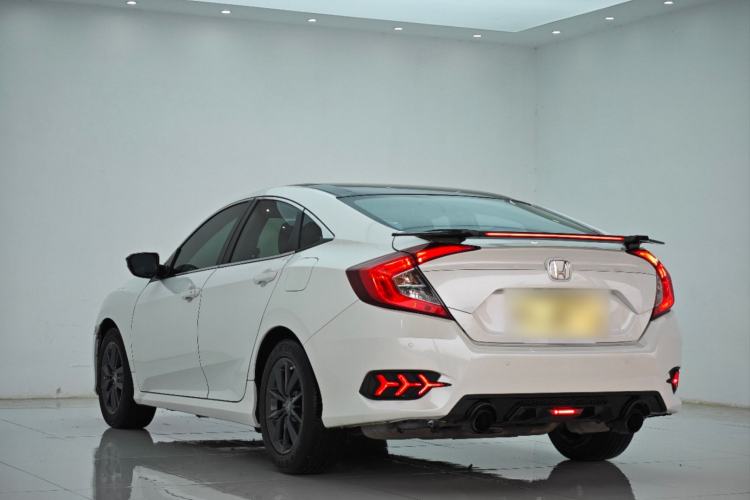 Used Honda Civic 2019 220TURBO CVT Dynamic Edition China V
