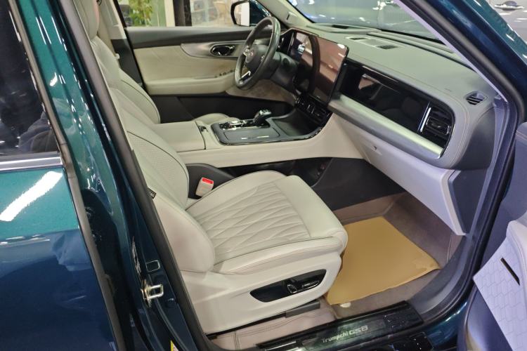 Used GAC Trumpchi GS8 2022 Double-Energy Series 2.0TM Two-Wheel Drive Prestige Edition (6 Seats) Right Front Seat