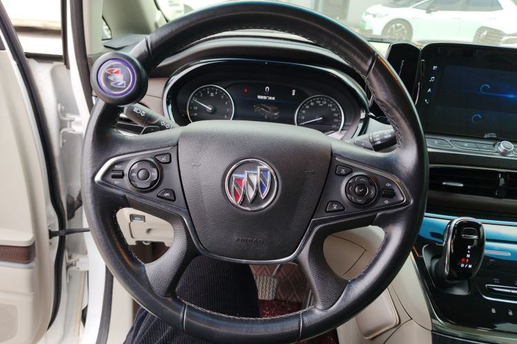 Used Buick GL8 2022 Land Business Class 652T Luxury Model