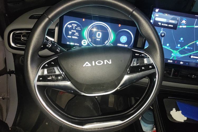 Used AION V 2021 Plus 70 Super Fast Charging Version Ternary Lithium