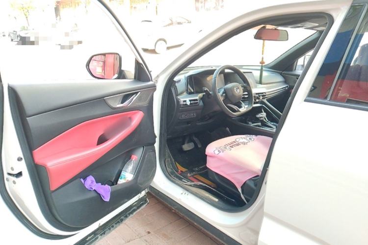 Used CHANGAN CS35PLUS 2021 Blue Whale NE 1.4T DCT Luxury Model
