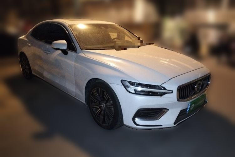 Used Volvo S60 2021 T4 Zhiyuan Luxury Edition Exterior 2