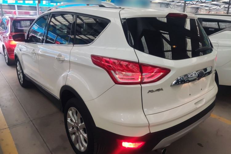 Used Ford Kuga 2015 2.0L GTDi Four-Wheel Drive Elite Model