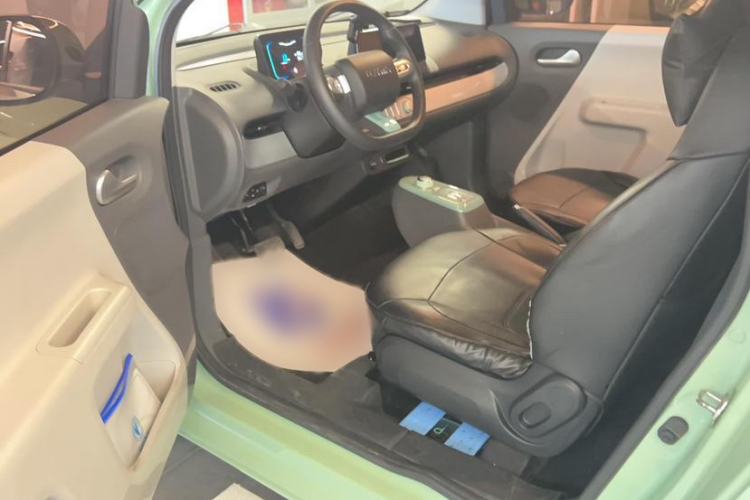 Used CHANGAN NEVO Lumin 2022 210km Sweet Edition Interior 3