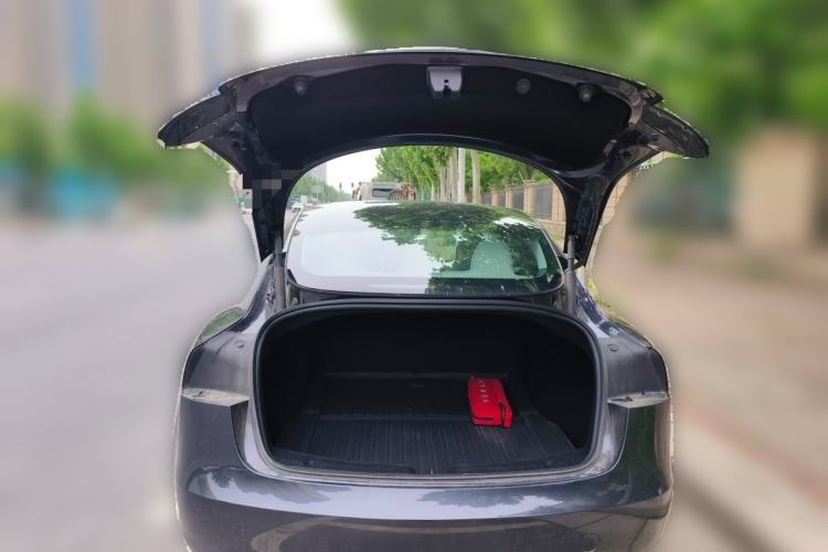Used Tesla Model 3 2023 Long-Range All-Wheel-Drive Version
