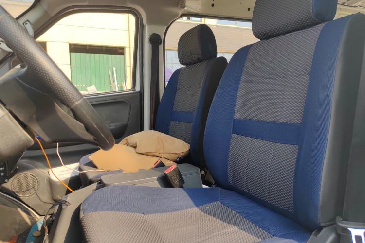 Used Dongfeng Yufeng EM27 2024 EM27L Eves Power 41.86 kWh Left Front Seat