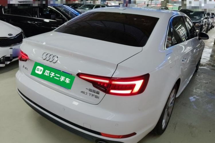 Used Audi A4L 2018 30th Anniversary Edition 40 TFSI Fashion Model
